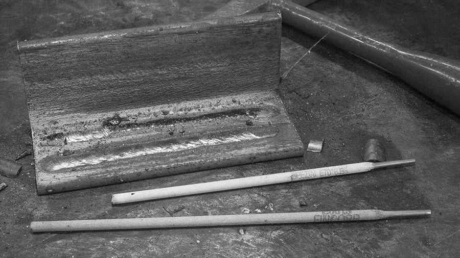 Unterschiedliche Elektroden beim E-Hand-Schweissen