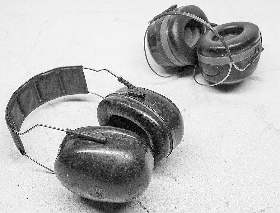 Unverzichtbar bei der Werkstattarbeit: der Kapselgehörschutz