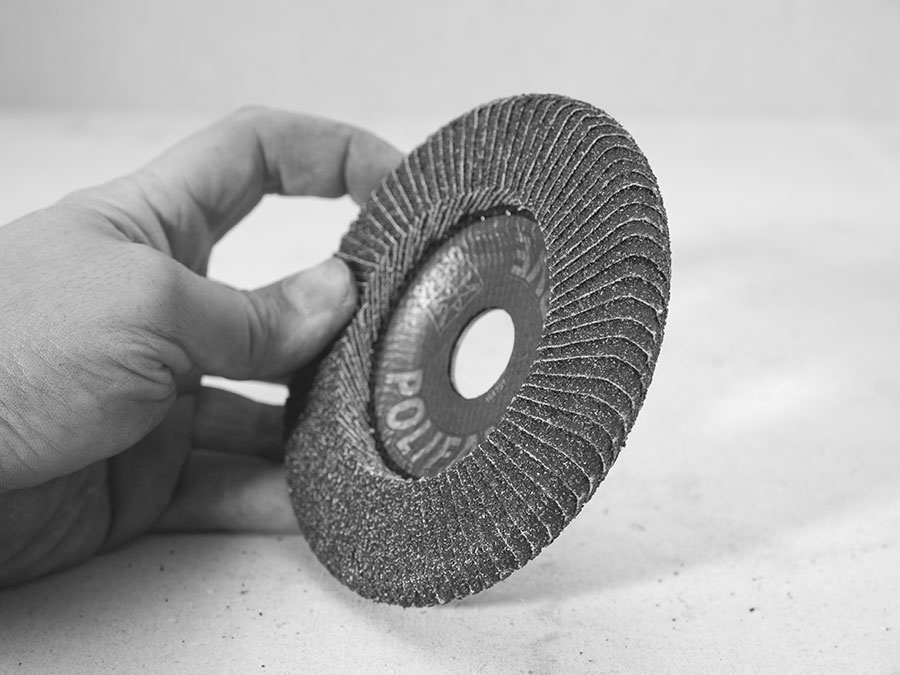 Diese spezielle Fächerscheibe besonders gut für Kehlnähte geeignet.