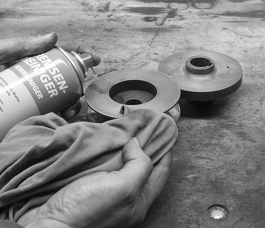 00131_klebestelle_fettfrei_machen