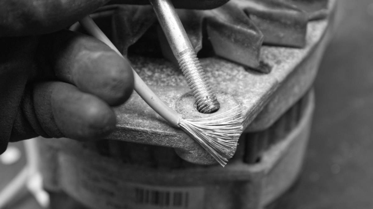 Gewinde in Leichtmetall mit Kupferlitze reparieren